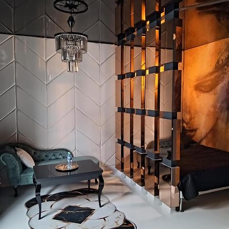 Black House A Радом Экстерьер фото