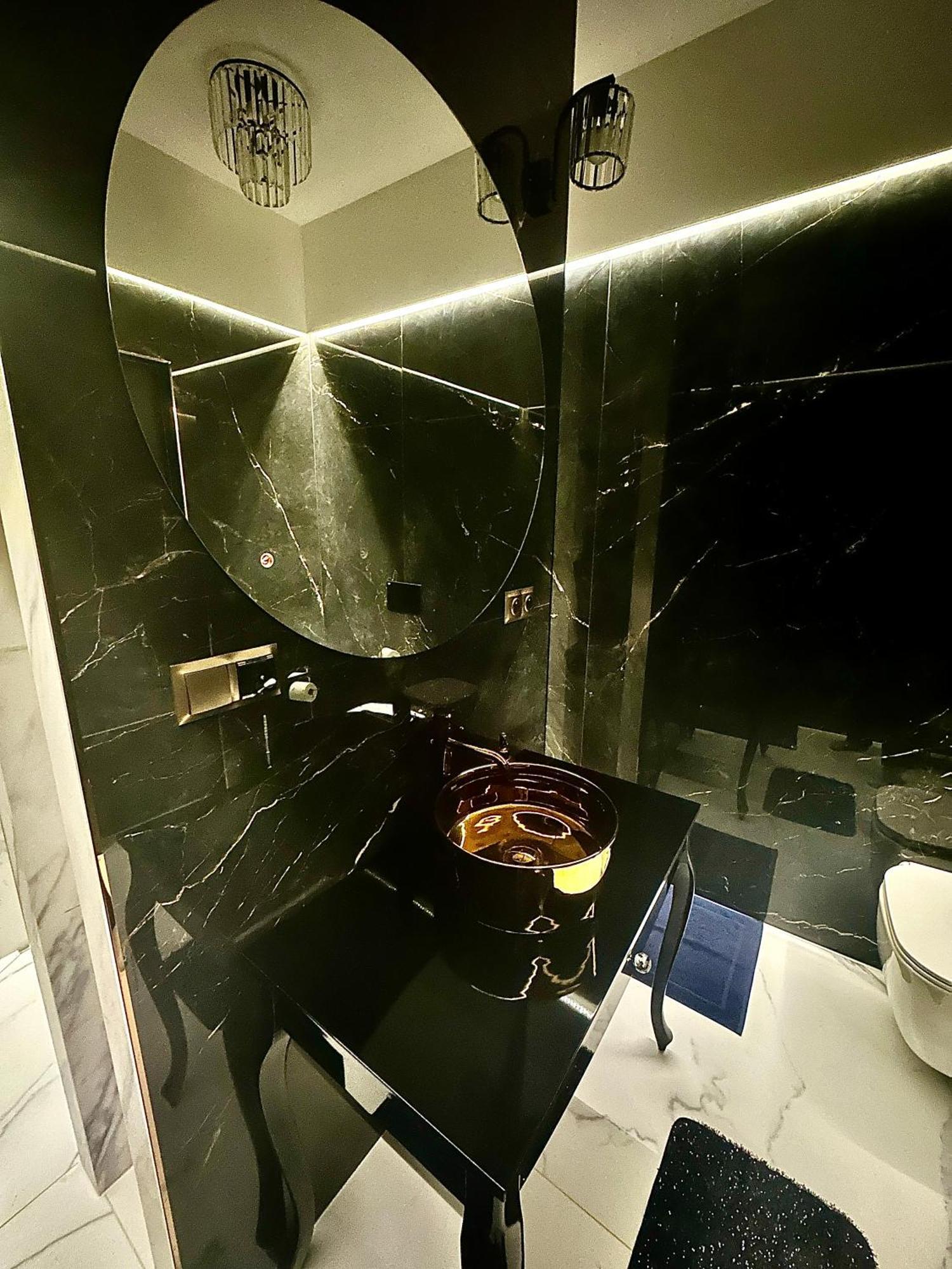 Black House A Радом Экстерьер фото